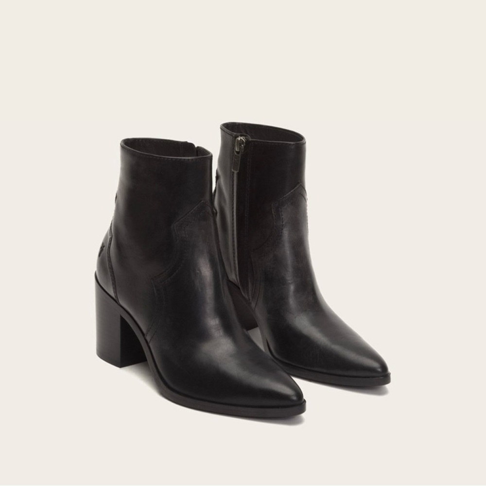 FRYE Flynn Short Inside Zip Ankle Booties | 10M | Black - Picture 2 of 10